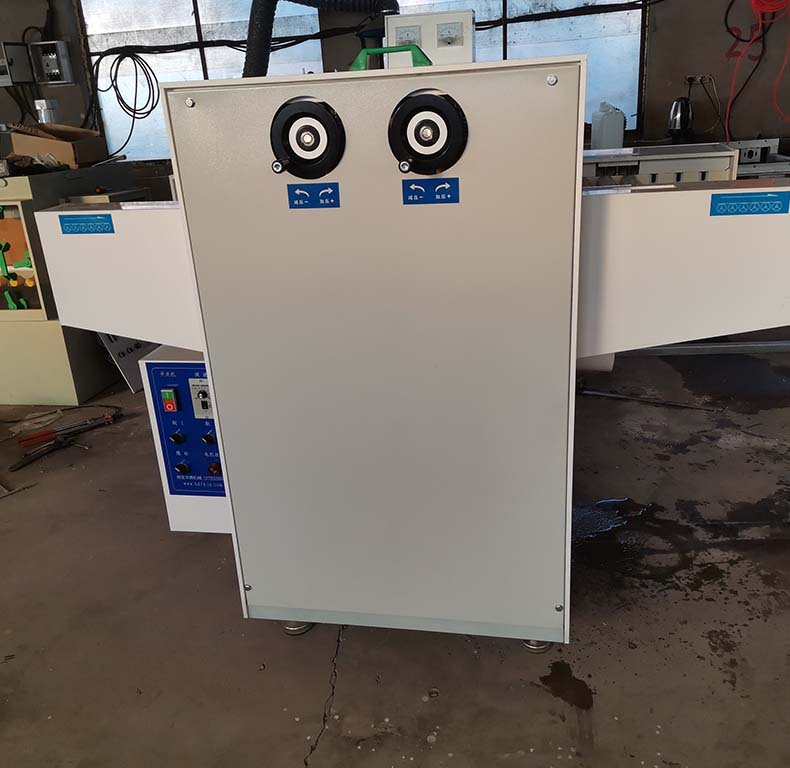 線路板蝕刻機(jī) 線路板蝕刻機(jī)